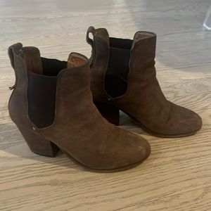 Rag & bone size 35 (5) boots